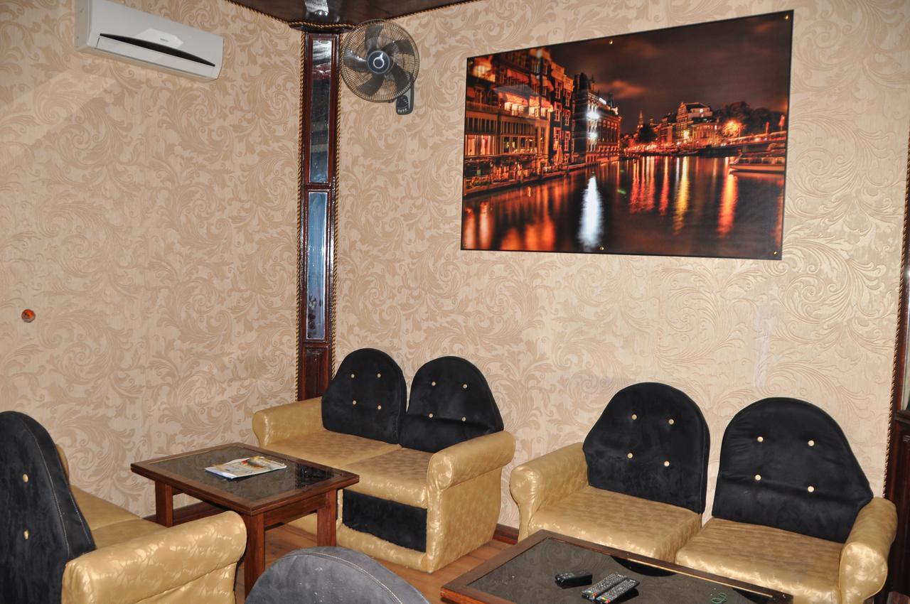 Chez Agnes Hotel Dakar Exterior photo